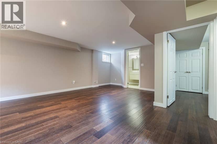 292 SOUTH BEND Road E — photo 17 of 29