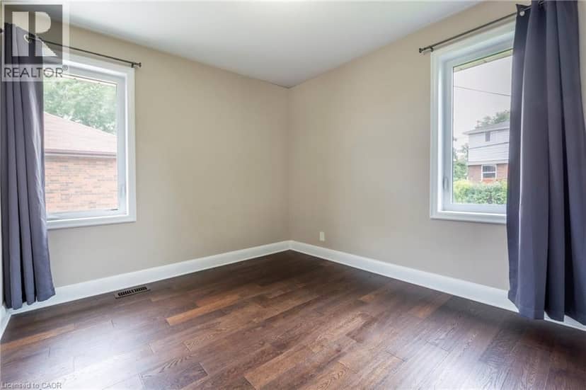 292 SOUTH BEND Road E — photo 14 of 29