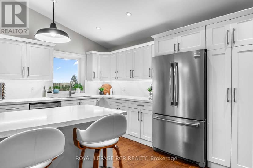 373413 6th Line, Amaranth, photo 7