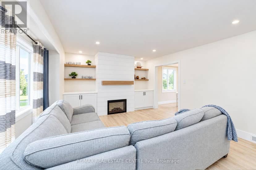 30 Cowan Avenue — photo 10 of 40
