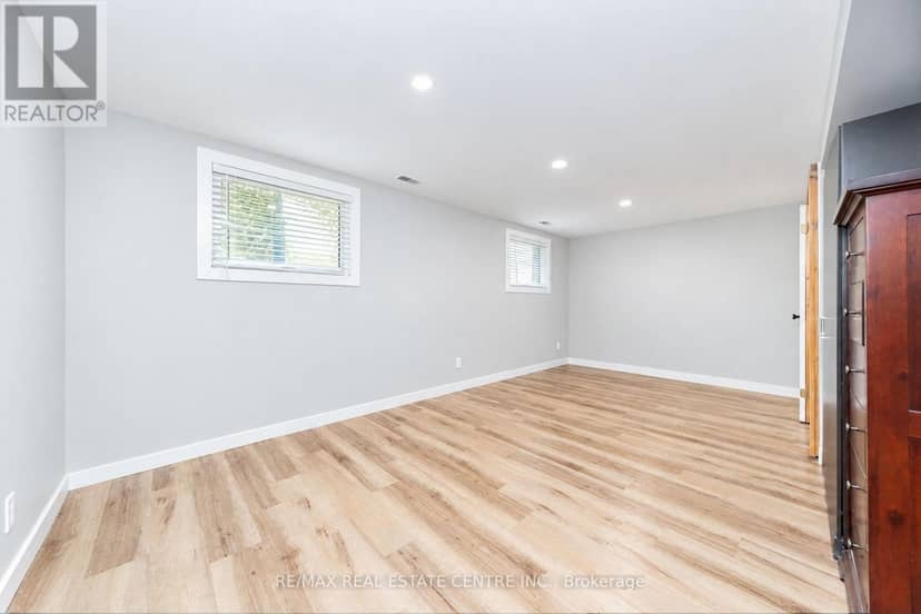 30 Cowan Avenue — photo 30 of 40