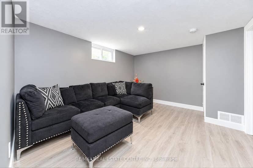 30 Cowan Avenue — photo 40 of 40