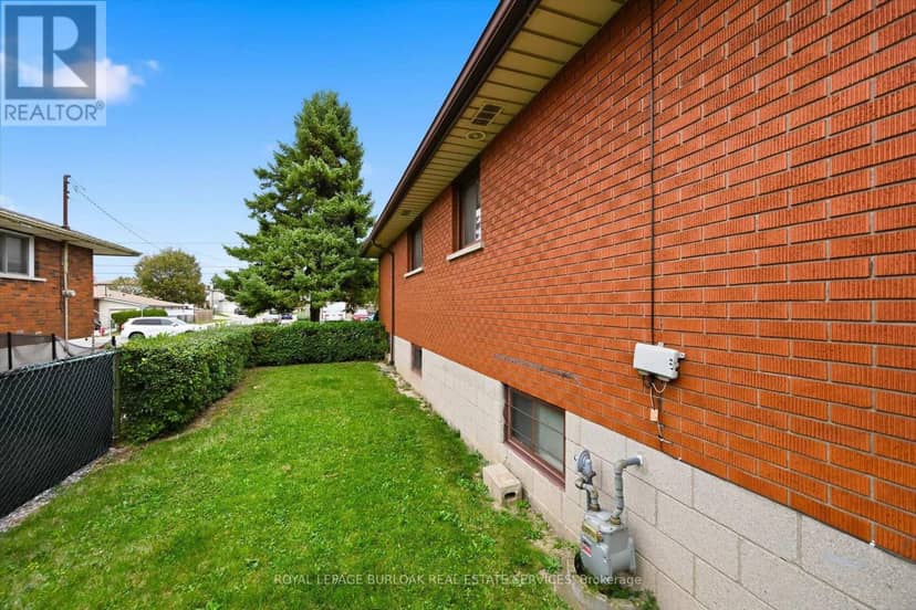 138 Luscombe Street — photo 31 of 39