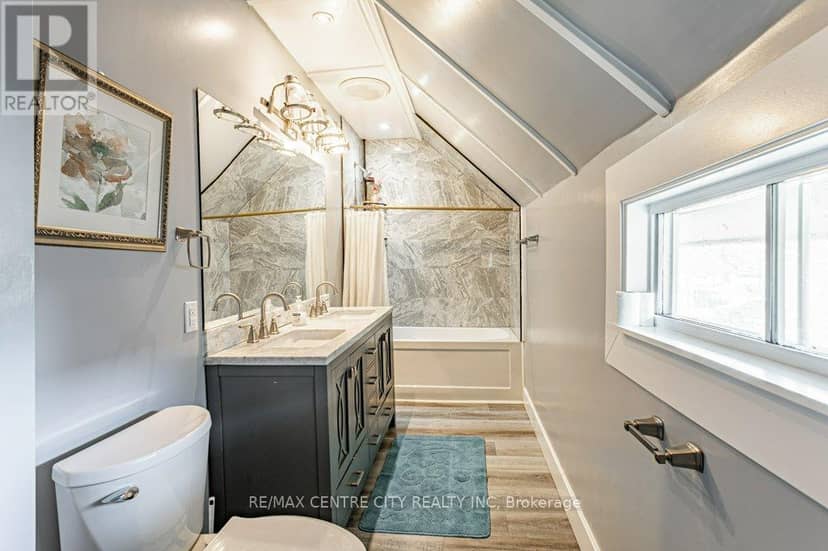 52 Princess Avenue — photo 28 of 40