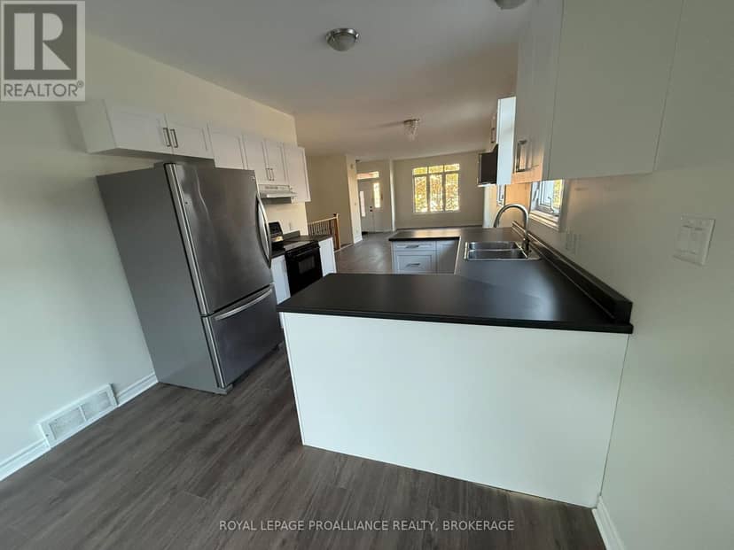 1132 Halifax Drive — photo 16 of 40