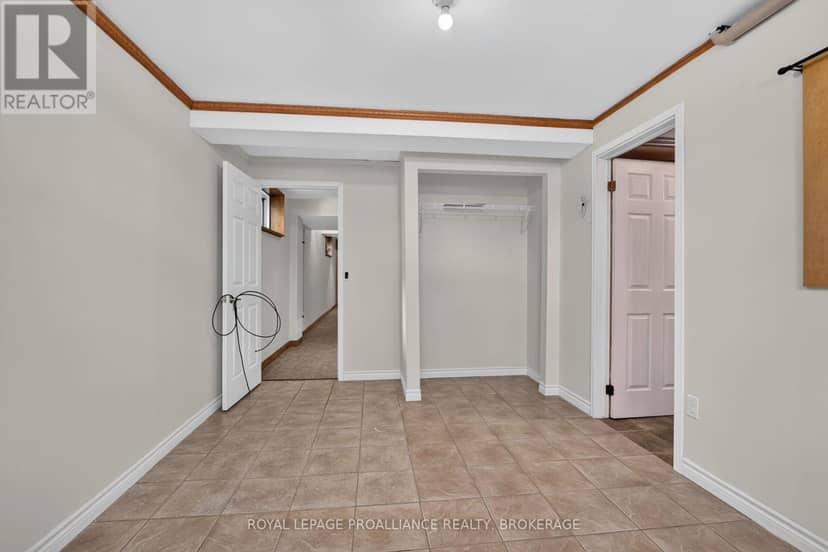 1132 Halifax Drive — photo 38 of 40