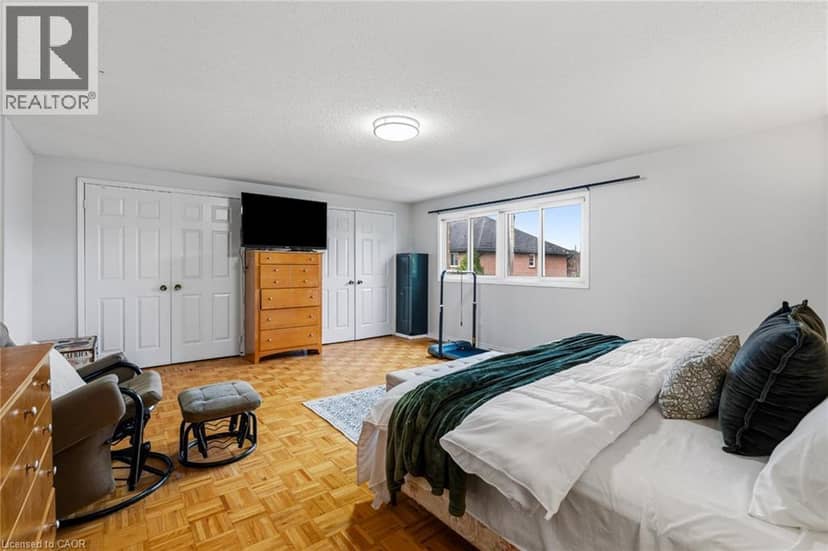 101 SANDMERE Avenue — photo 14 of 34
