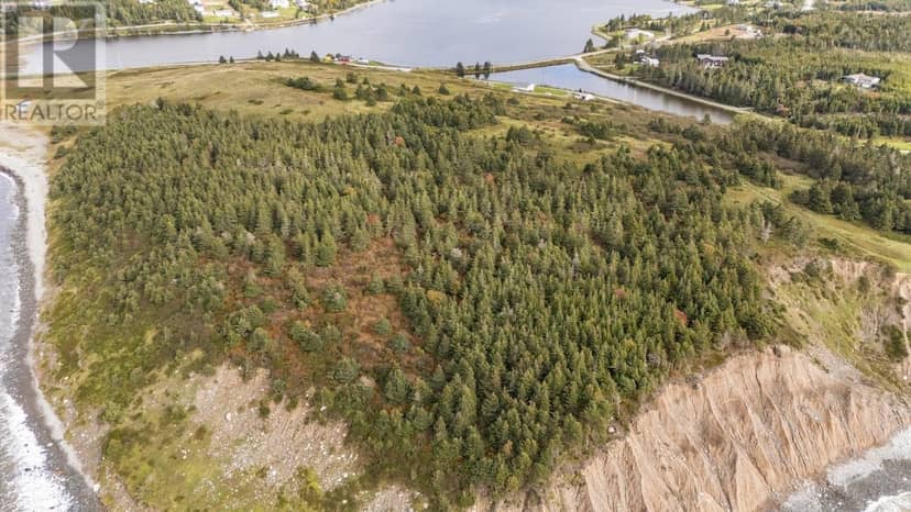 Lands 207 Highway — photo 20 of 33
