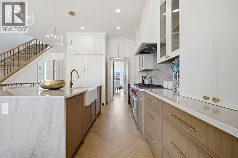 2131 29 Avenue SW, Calgary, photo 8