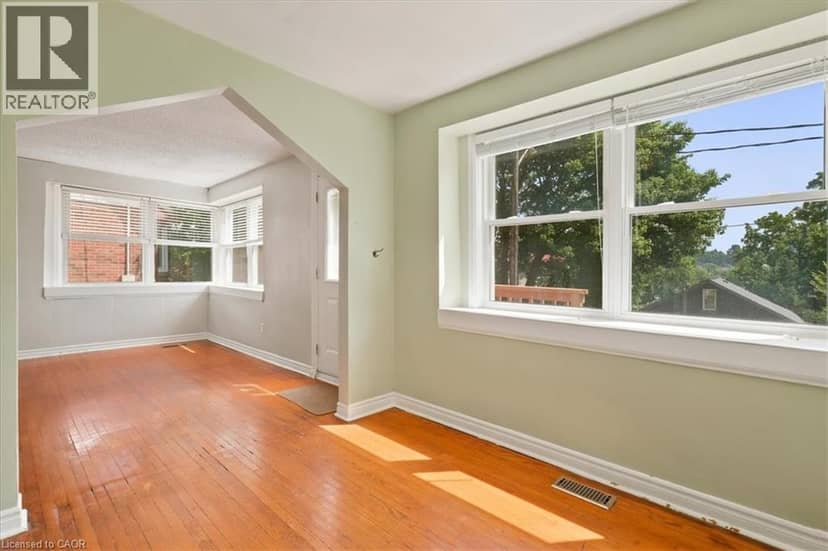 22 RAMORE Street — photo 7 of 40