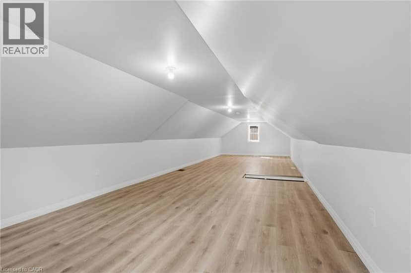116 DUFFERIN Street — photo 31 of 40