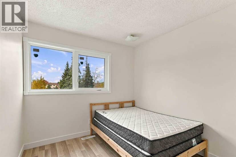 7 Pond Crescent — photo 19 of 33