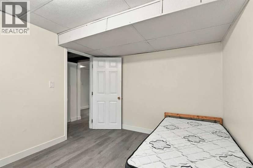 7 Pond Crescent — photo 27 of 33