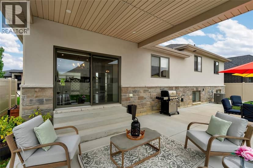 1343 Clearwater Avenue — photo 33 of 37