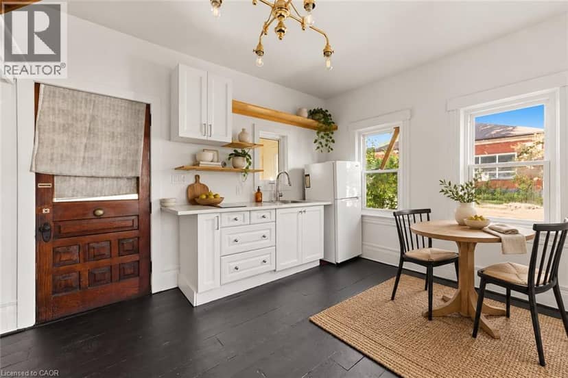 8 TASKER Street, St. Catharines, photo 7