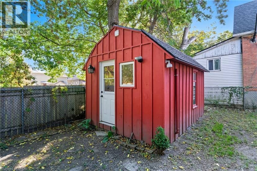 8 TASKER Street — photo 37 of 40