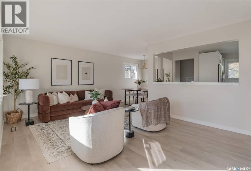 310 Garnet STREET, Regina, photo 2