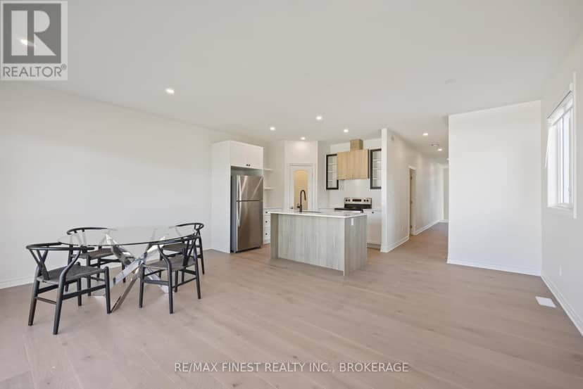 215 Heritage Park Drive — photo 17 of 40