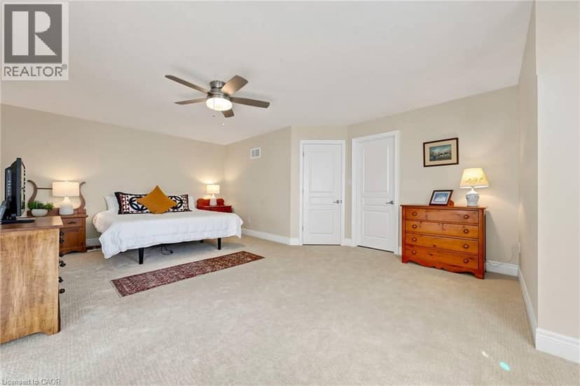 118 FOXRIDGE Drive — photo 31 of 40