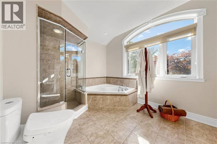 118 FOXRIDGE Drive — photo 34 of 40