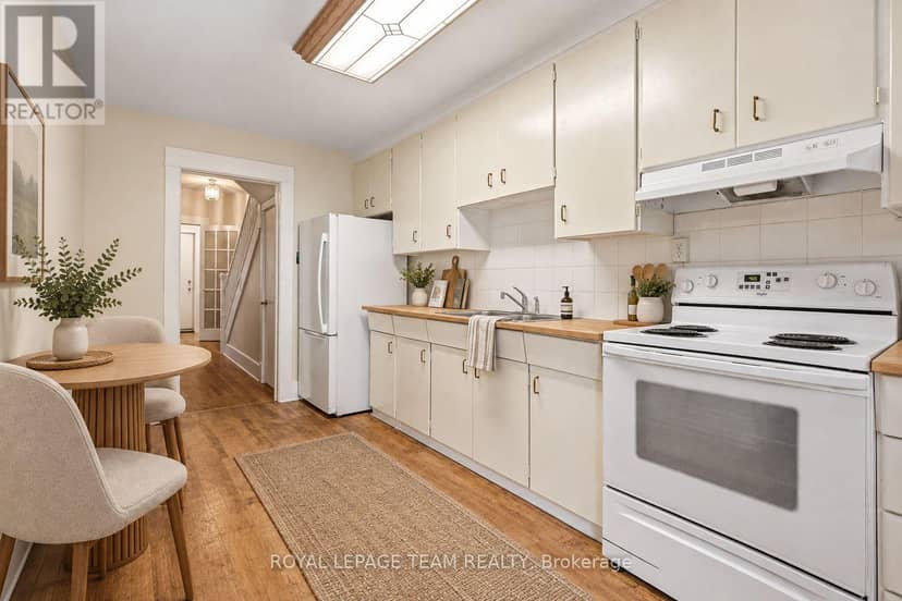 208 Holland Avenue — photo 16 of 40
