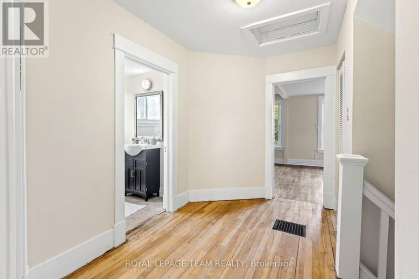 208 Holland Avenue — photo 21 of 40