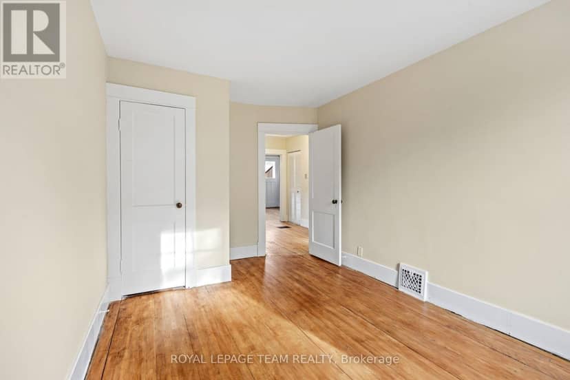 208 Holland Avenue — photo 30 of 40