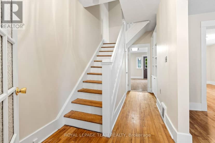 208 Holland Avenue, Ottawa, photo 6