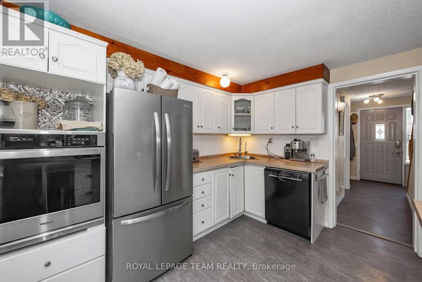 F - 1516 Beaverpond Drive — photo 17 of 40