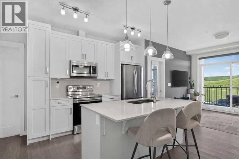 217, 10 Walgrove SE, Calgary, photo 2