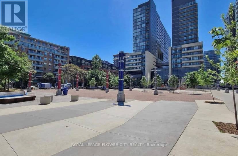 730 - 68 Abell Street — photo 13 of 18