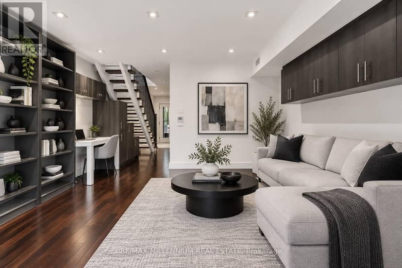 65 Castlefield Avenue — photo 10 of 40