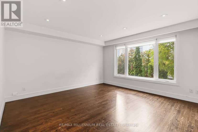65 Castlefield Avenue — photo 14 of 40