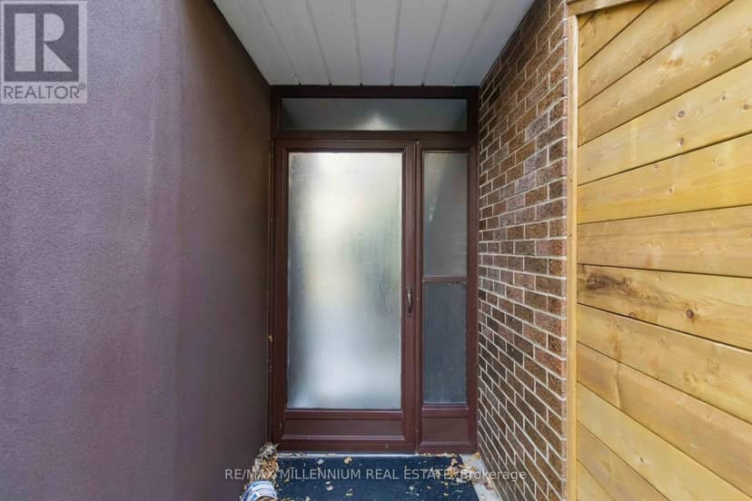 65 Castlefield Avenue, Toronto, photo 3