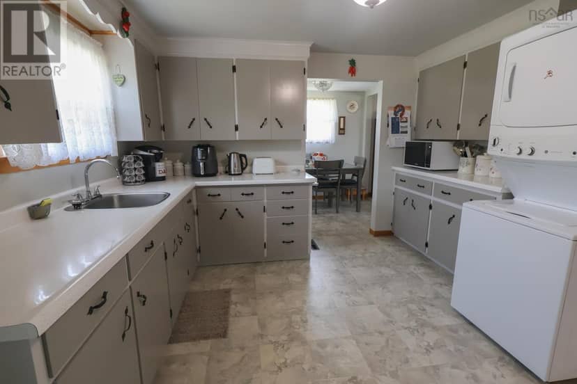 17 Freds Road, Western Shore, photo 8