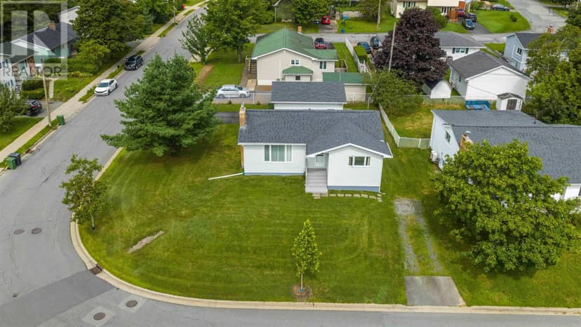 82 Nappan Drive — photo 1 of 36