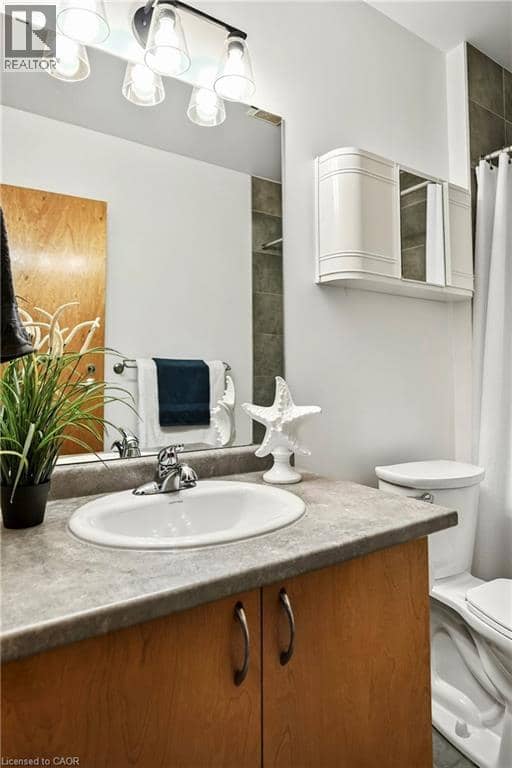 357 HUNTER Street W Unit# 13 — photo 23 of 37