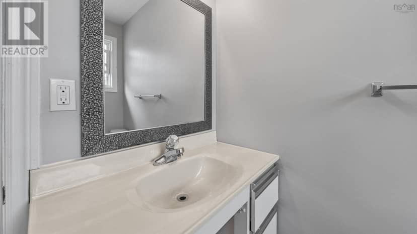 82 Nappan Drive — photo 28 of 36