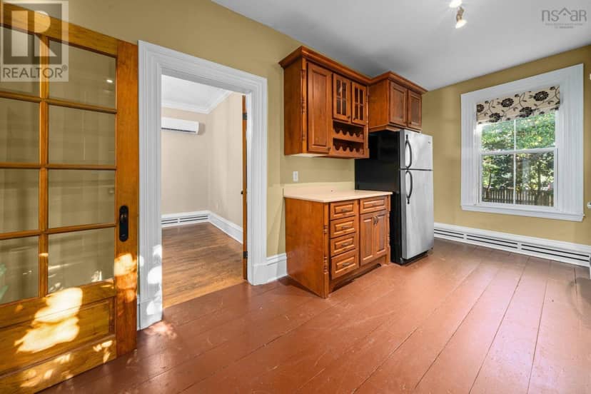 2615 Fuller Terrace — photo 18 of 40