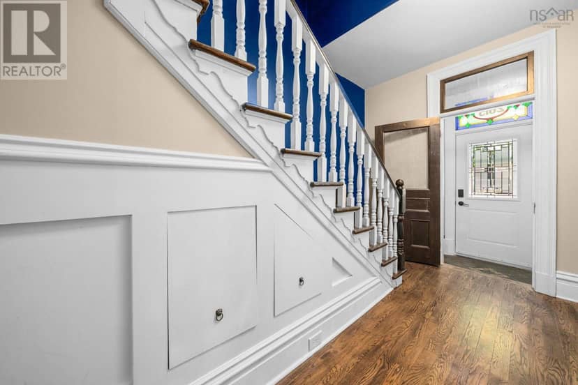 2615 Fuller Terrace — photo 5 of 40