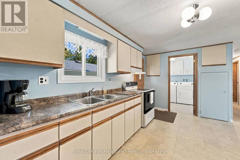38 Miller Street — photo 16 of 40