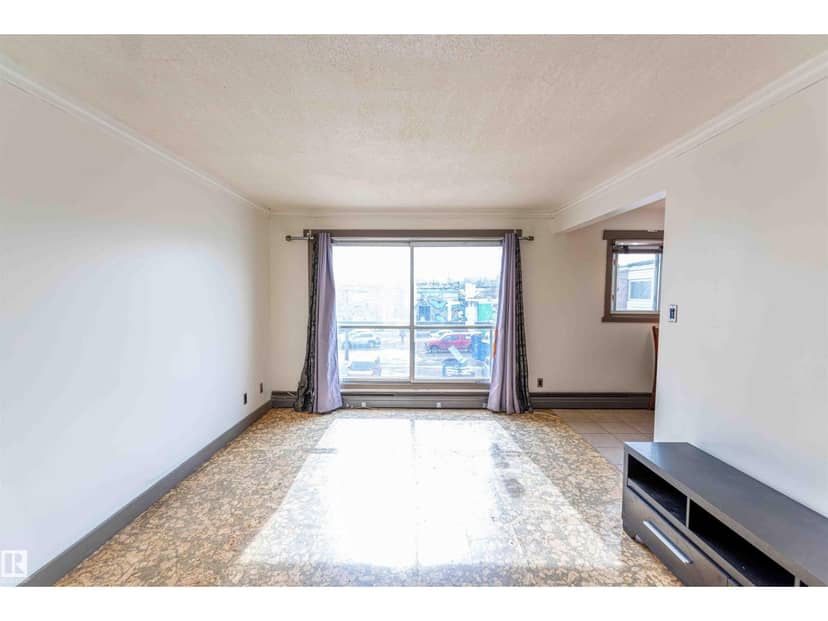 #302 10745 83 AV NW, Edmonton, photo 5