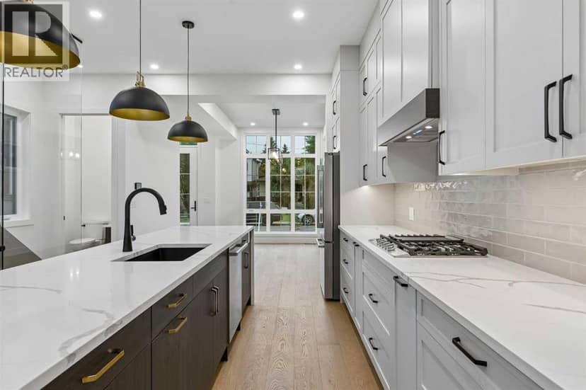 1810 19 Avenue NW — photo 12 of 40
