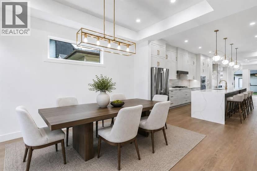 1812 19 Avenue NW, Calgary, photo 3
