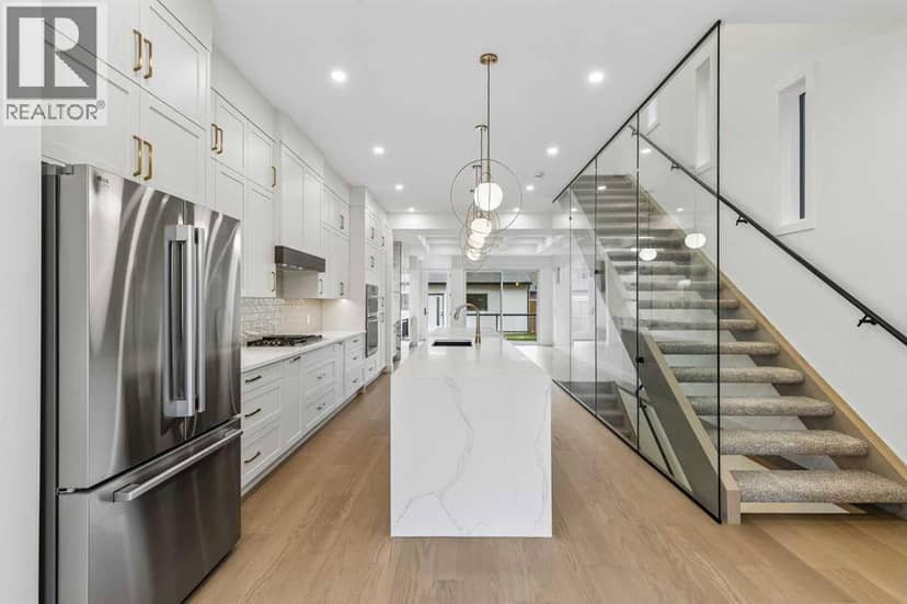 1812 19 Avenue NW, Calgary, photo 7