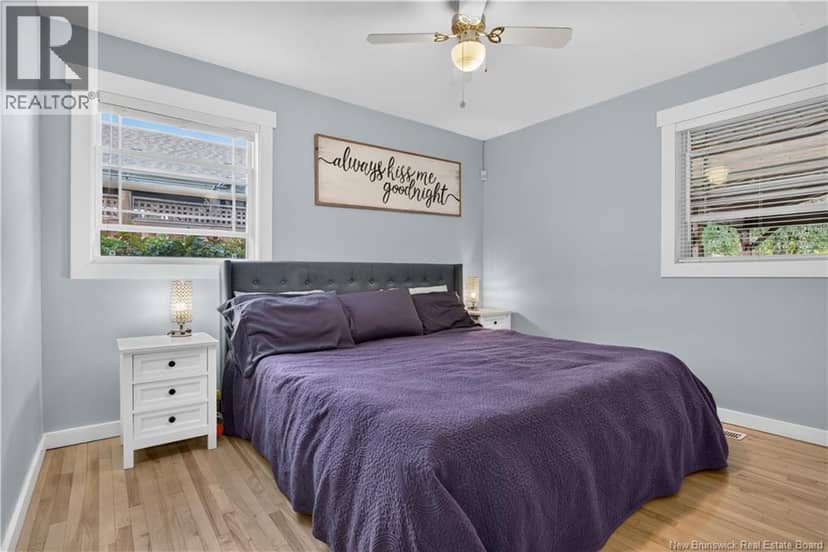 228 Wellington Street — photo 26 of 30