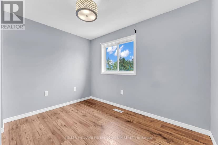 94 Laidlaw Drive — photo 19 of 36