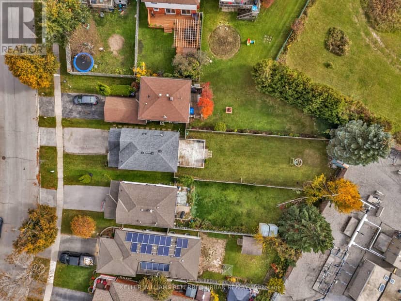 94 Laidlaw Drive, Barrie, photo 3