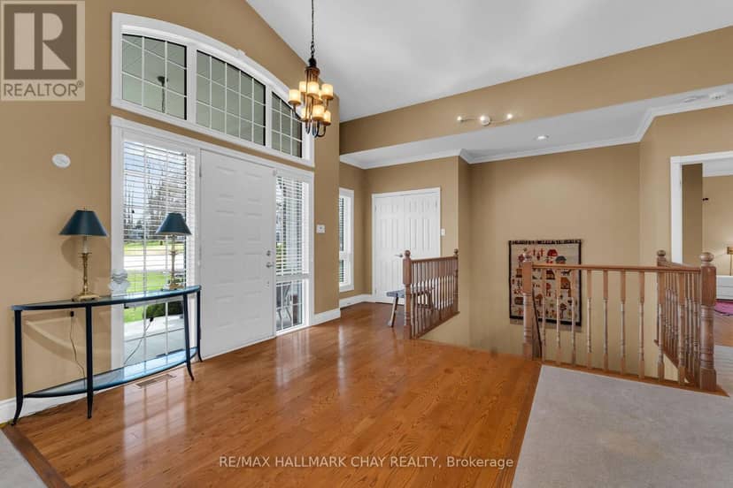16 Chestnut Lane, Oro-Medonte, photo 3