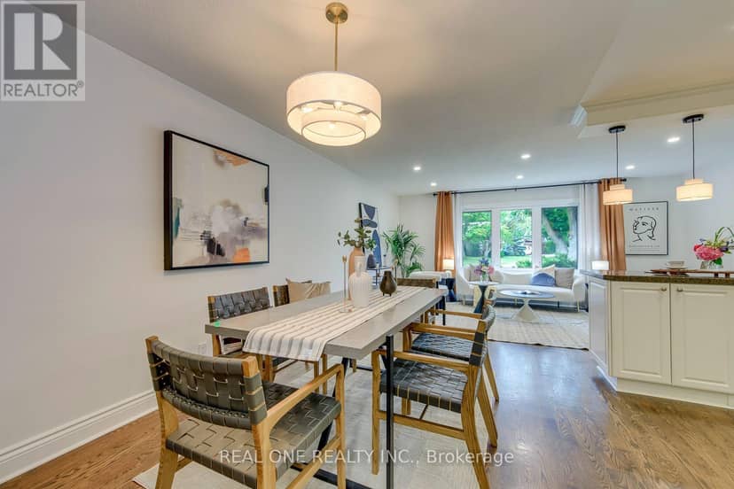 28 Osborne Crescent — photo 13 of 40